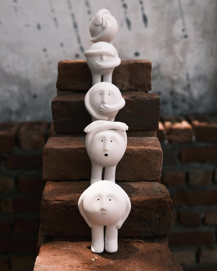 Hiding (Series Helping Hands) by Claymen at White Label Project