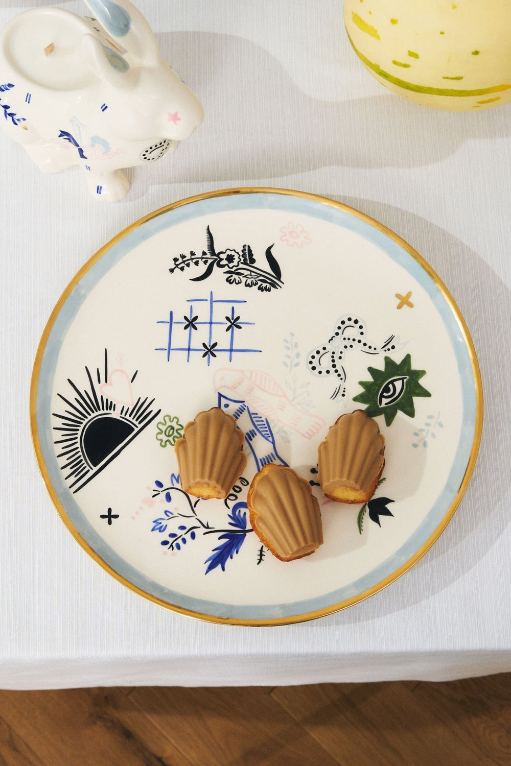 Naïve Wonderbird Plate by Gunia Project at White Label Project