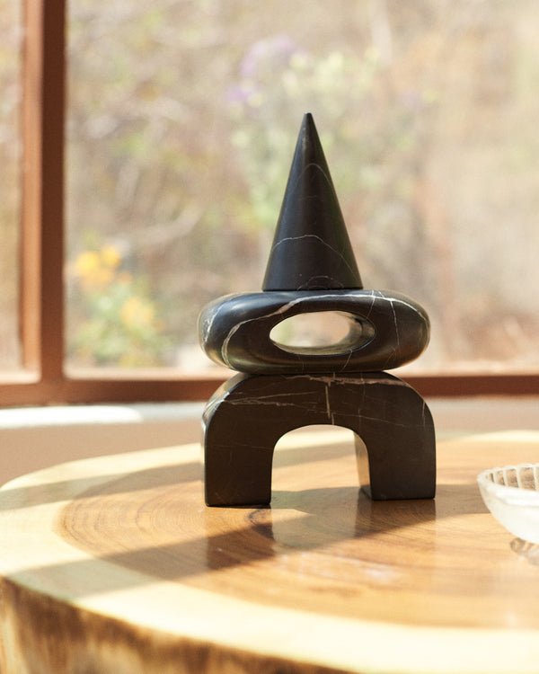 Mármol LS 02 - Black by Lordag Sondag at White Label Project