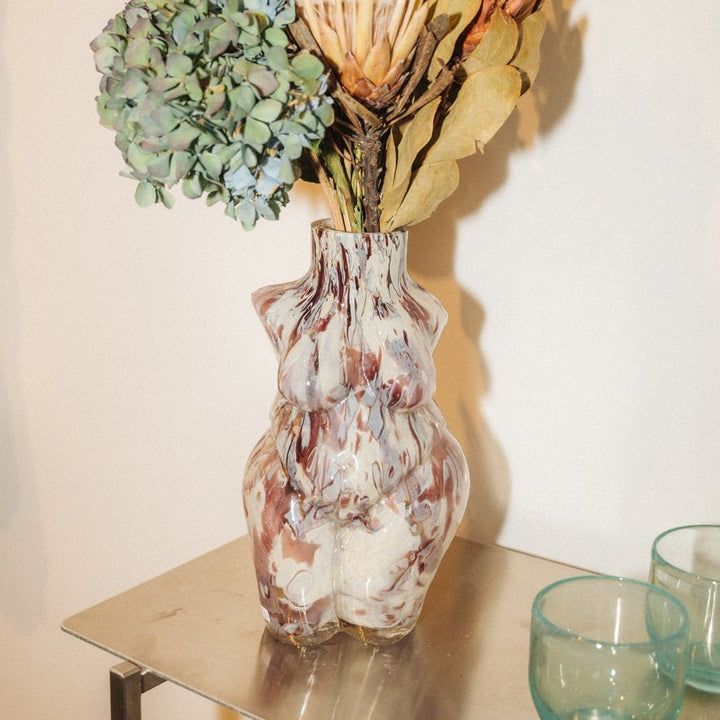 Venus Vase - Dark by Yakush at White Label Project