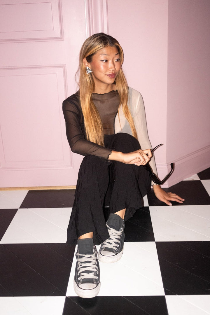 Mesh Top — Black / White by Nada Duele at White Label Project