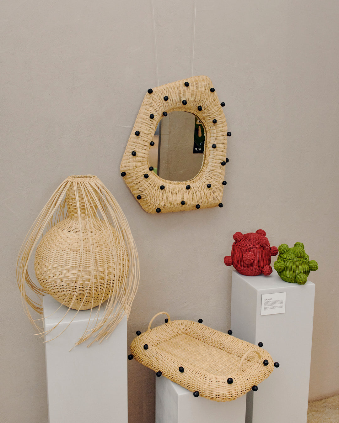 Dots Tray