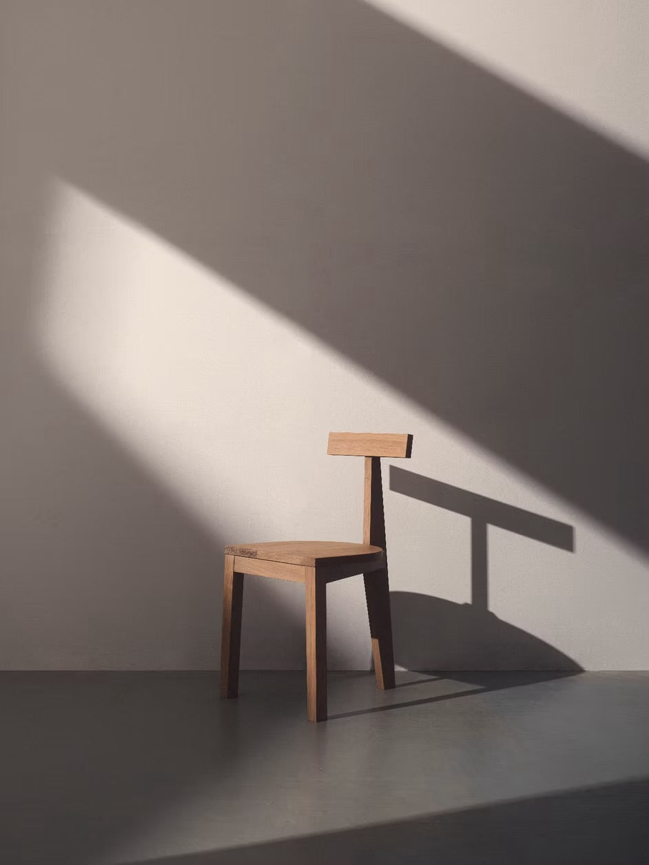 P 04 Chair