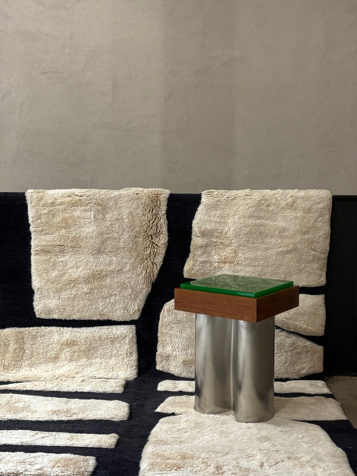 Agar 01 Side Table