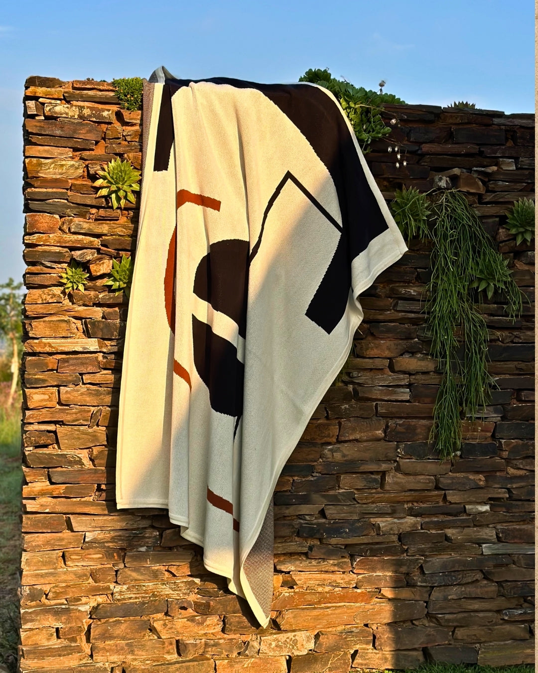 Nenzima Blanket