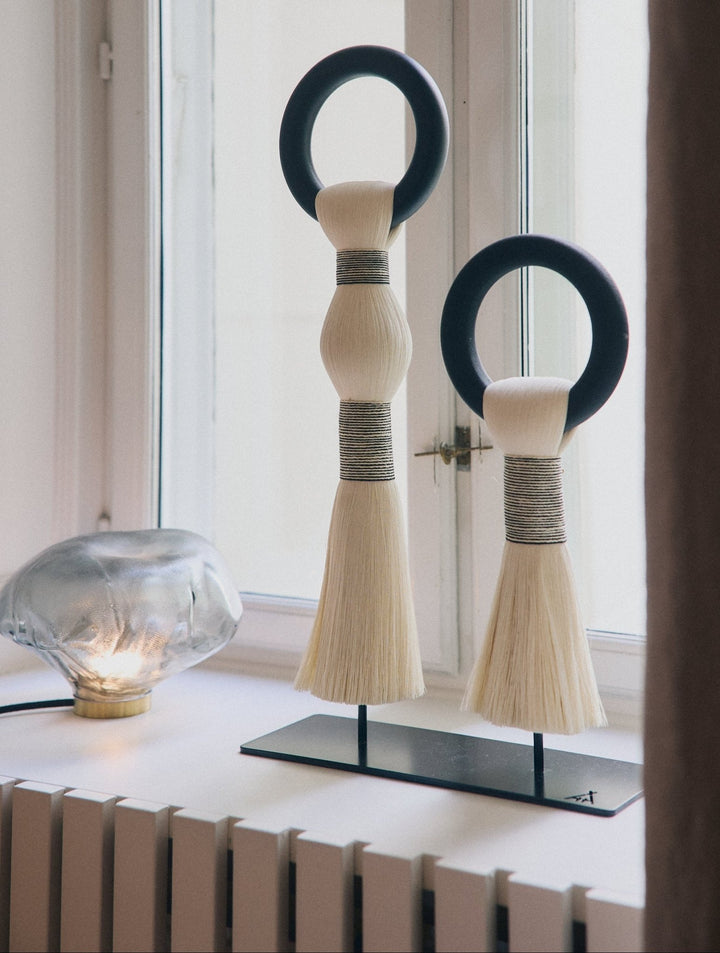 Danzante Doble Table Stand - Black/White by Caralarga at White Label Project