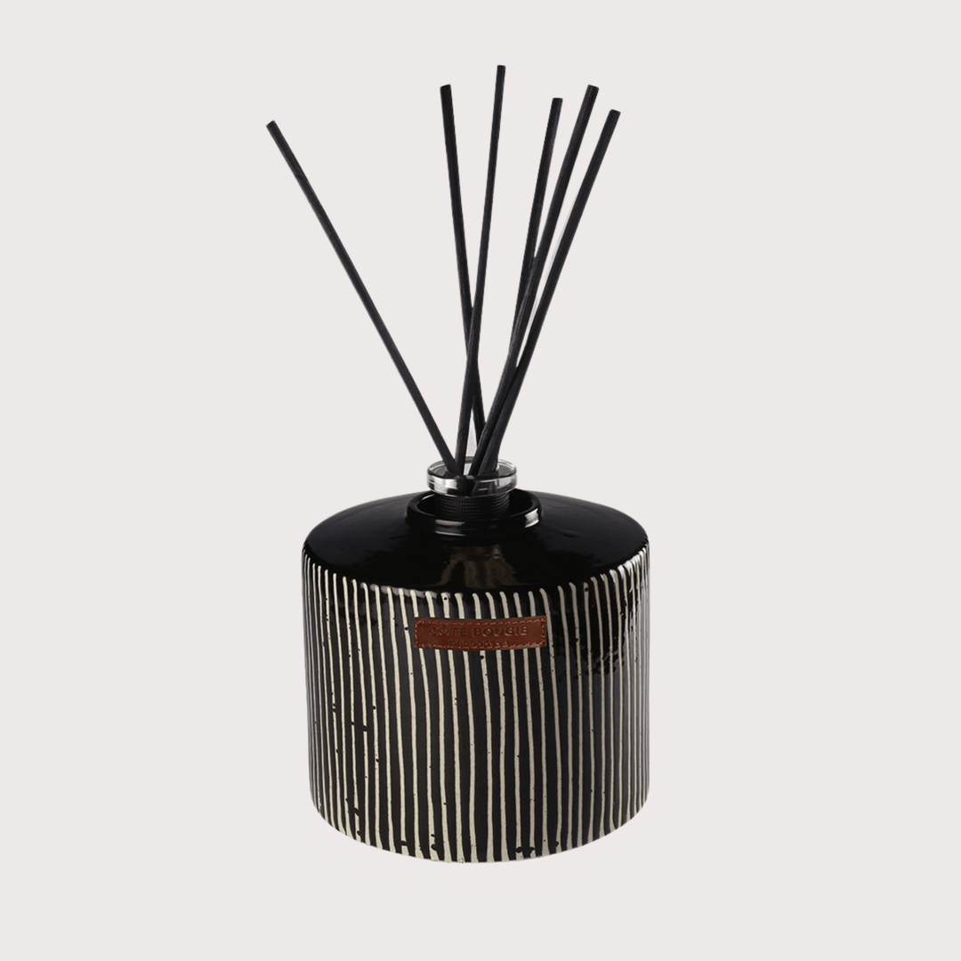 Black Zebra Ceramic Reed Diffuser by Côté Bougie at White Label Project