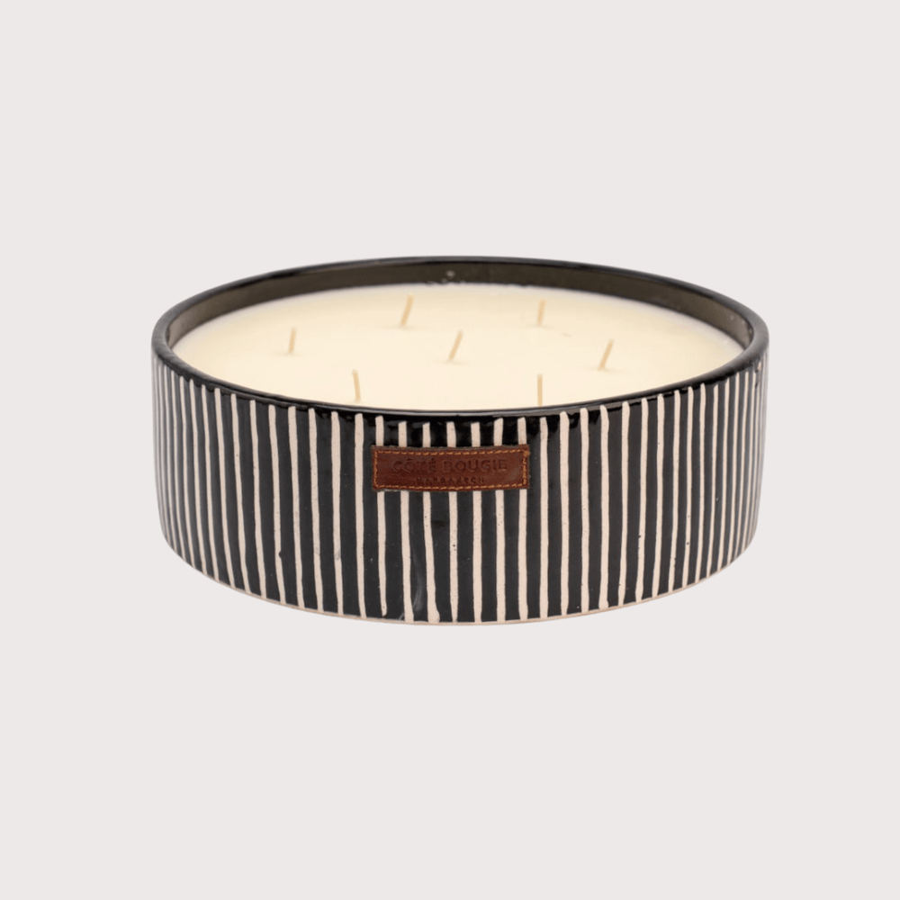 Black Zebra Flat Candle by Côté Bougie at White Label Project