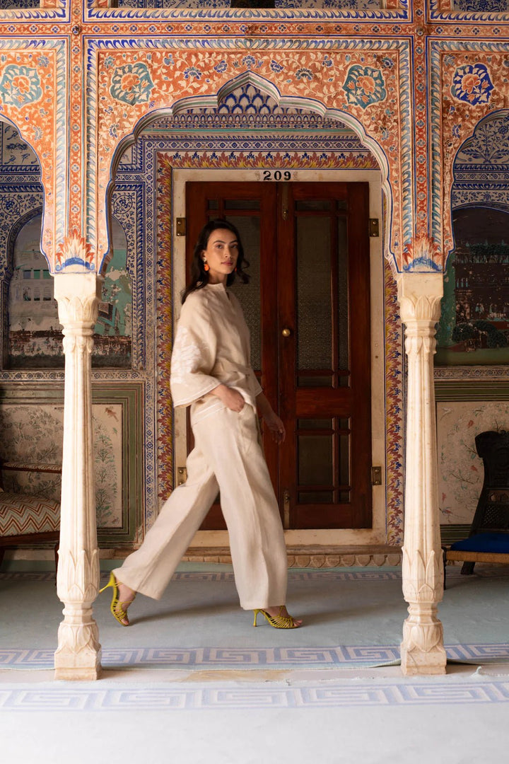 Swan Set - Beige by De Castro at White Label Project