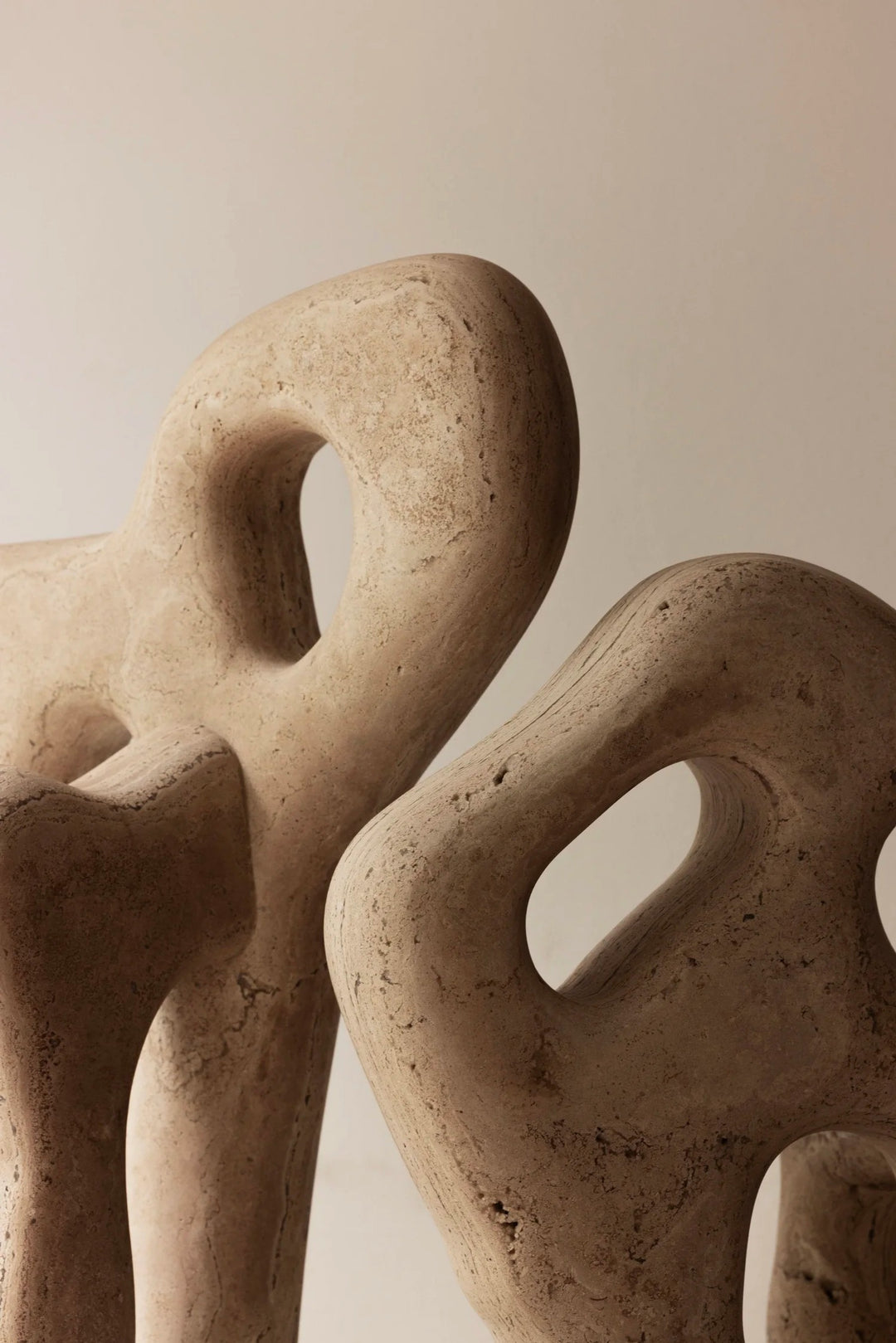 Ósea III Sculpture - Travertine