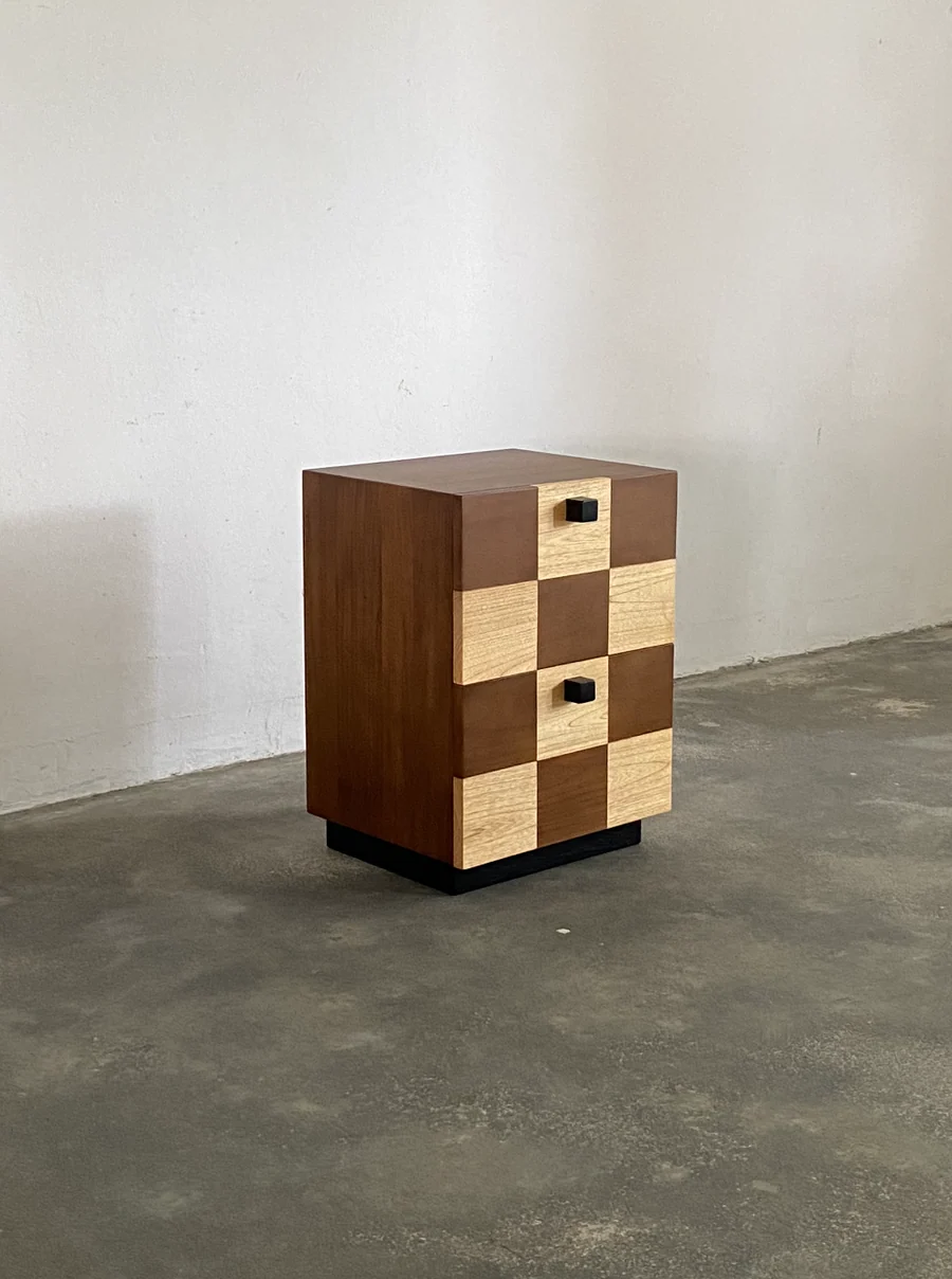 Coklat Side Table