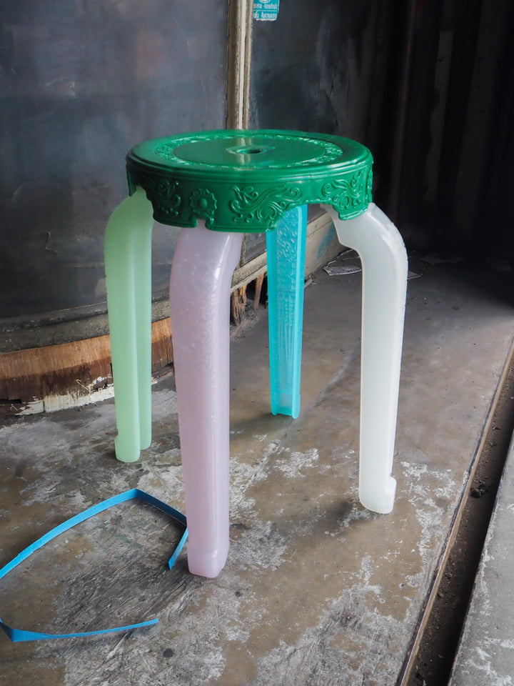 Whang Stool - Lod Chong Singapore