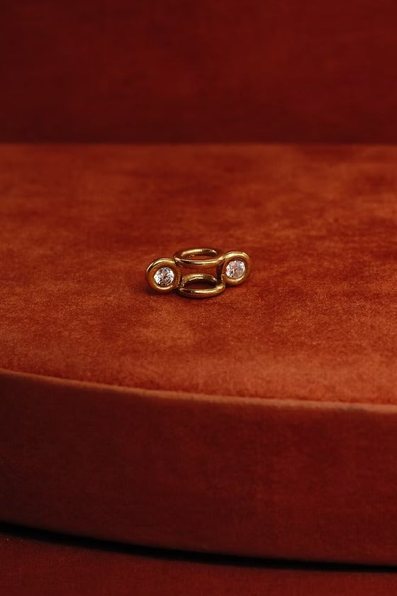 Dumbo Hair Piece - Gold