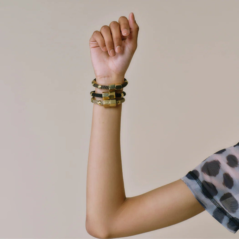 Mer Bracelet - Black by Pichulik at White Label Project
