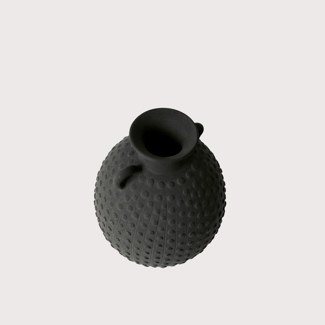 Vasija Vase - Black by Puna at White Label Project