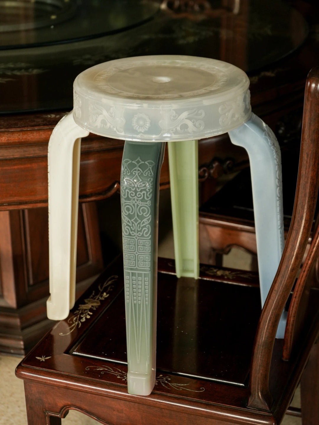 Rare Stool - Slime by Rumbá Bor at White Label Project