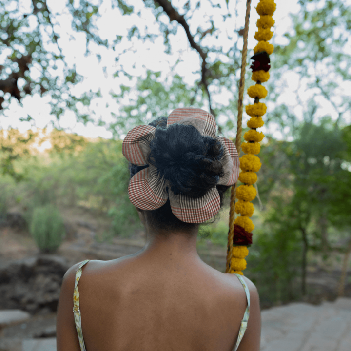 Blooming Scrunchie by Saheli Women at White Label Project