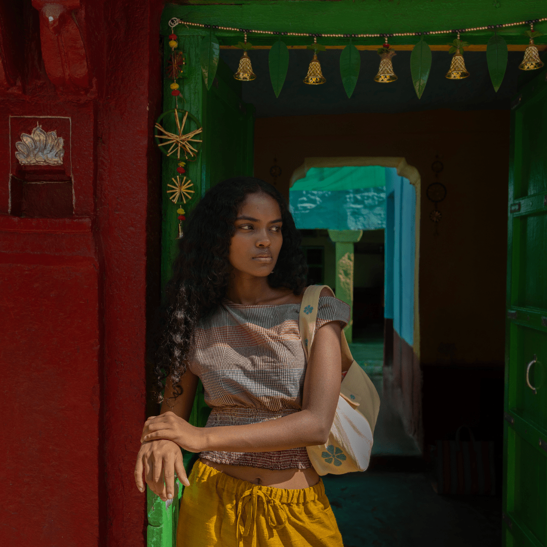 Lalu Chotu Bag by Saheli Women at White Label Project