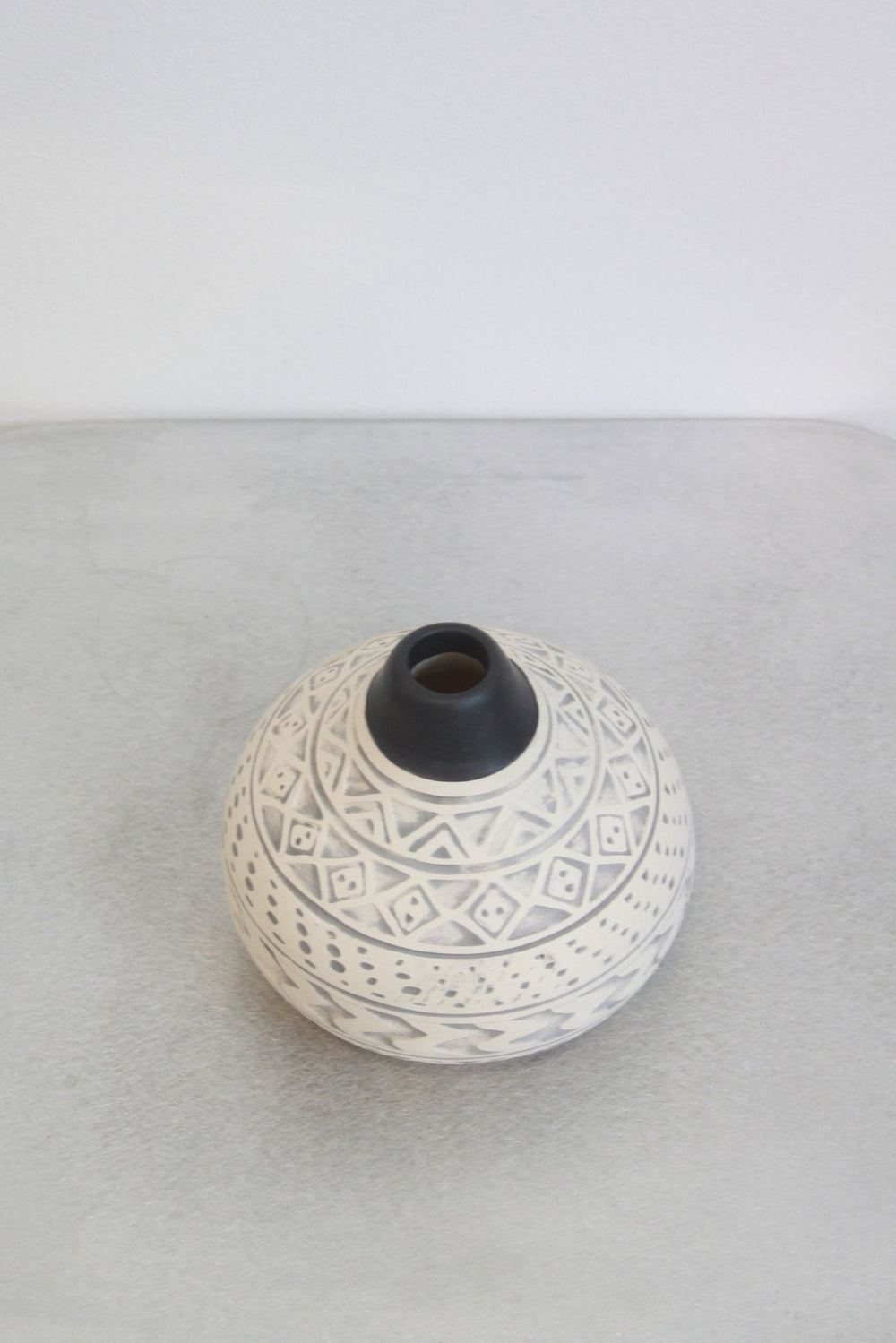 1027 Vase by Topis Ceramica at White Label Project