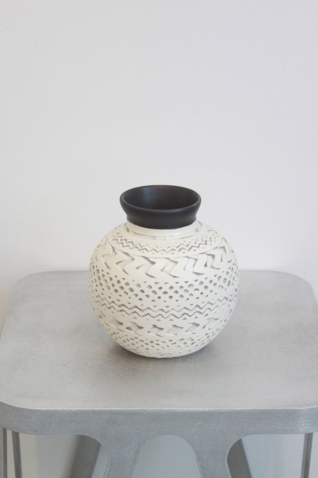 Small Rhodes Vase by Topis Ceramica at White Label Project