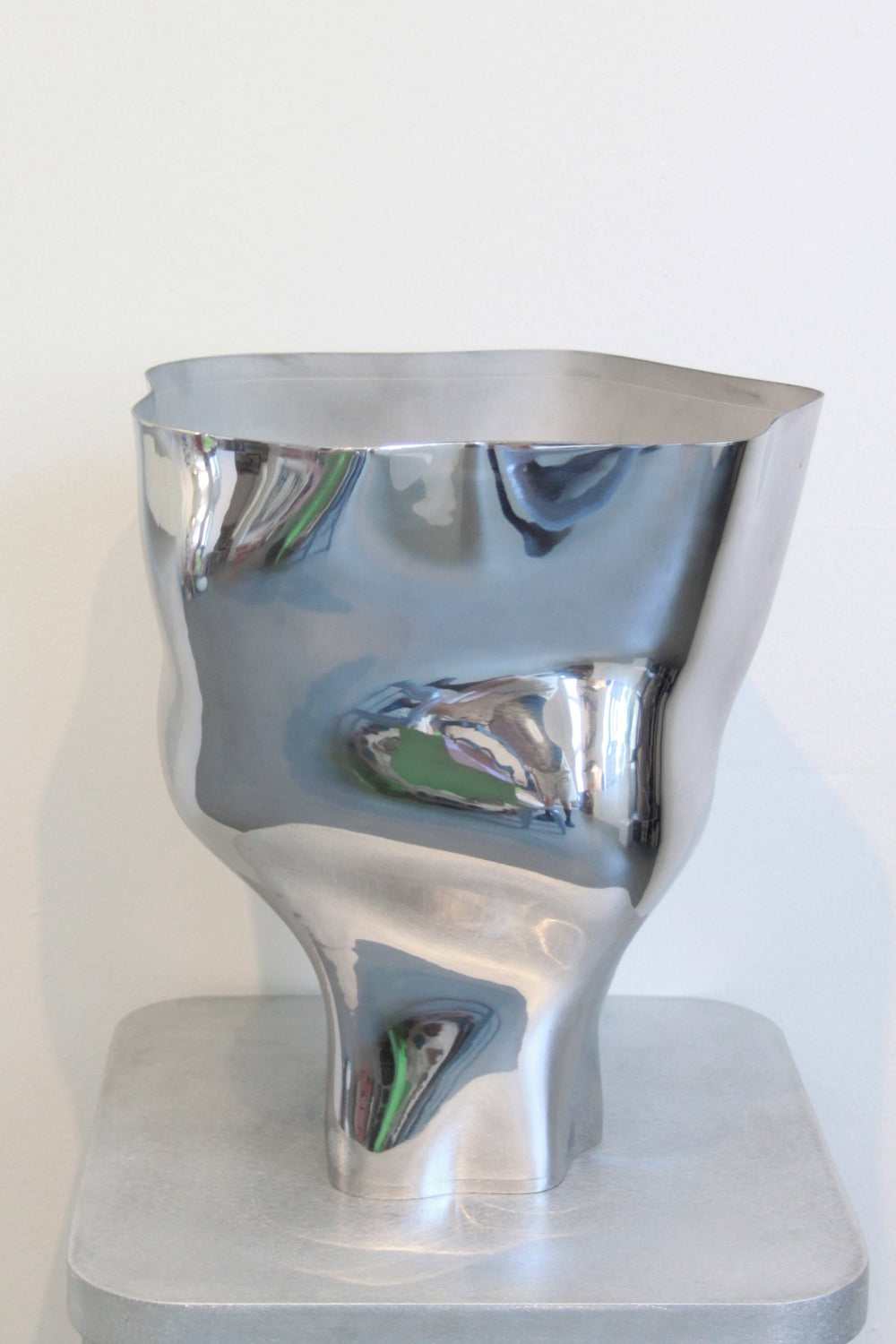 Echoes of Ice Vase N°4 by Yael Anders at White Label Project