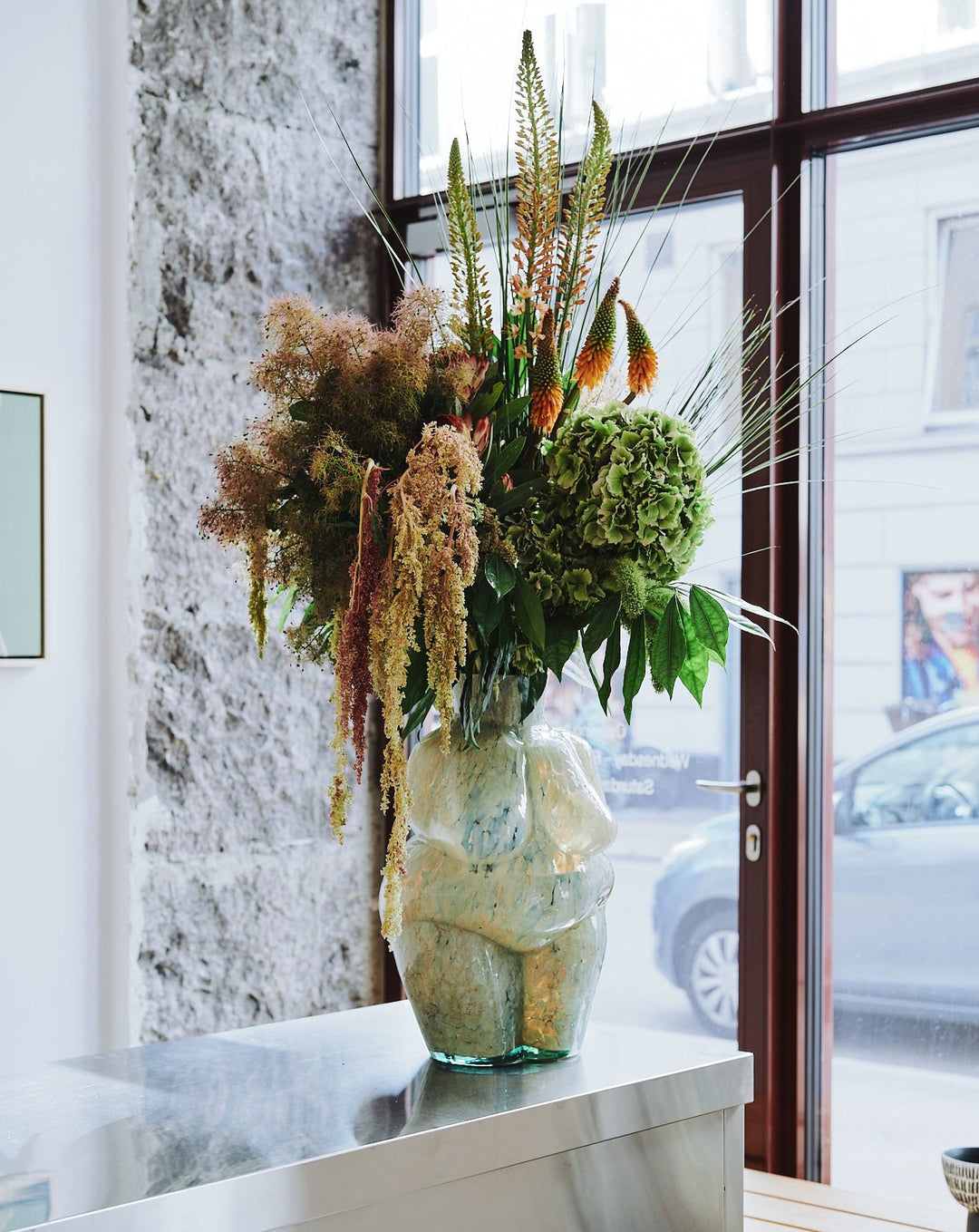 Venus Vase - Marble/Large by Yakush at White Label Project