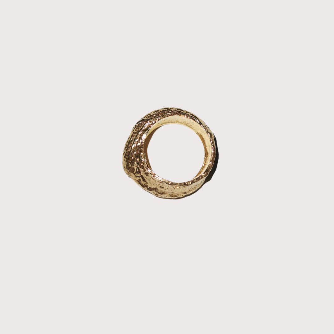 Calamar Ring - Gold by La Marea at White Label Project